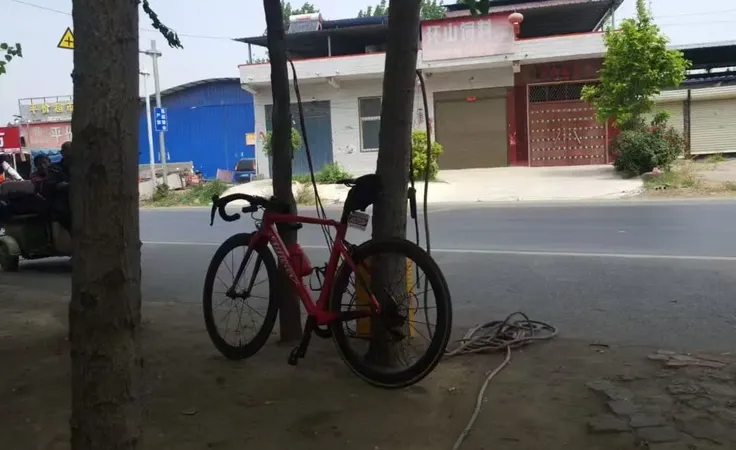 开封·张市桥 不知名大爷家门口歇脚