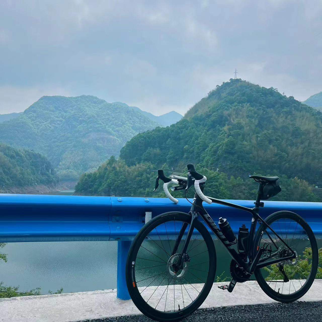 比赛前一周训练·在四明山不知名山腰 比赛前一周训练·在四明山不知名山腰