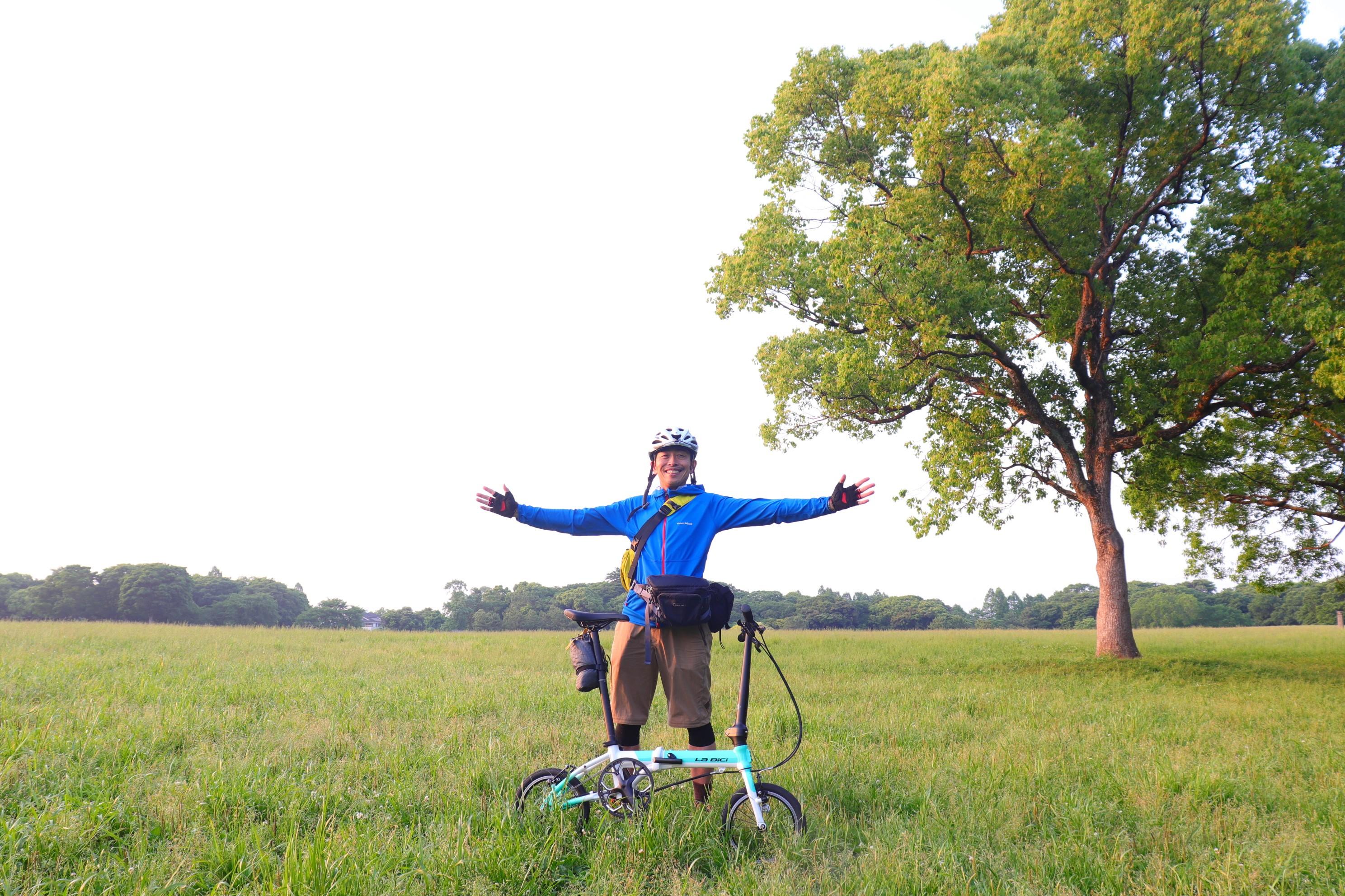 五月初,他在日本·静冈骑行撞山,摔断八根肋骨和锁骨。这是康复之旅的第一张照片 五月初,他在日本·静冈骑行撞山,摔断八根肋骨和锁骨。这是康复之旅的第一张照片